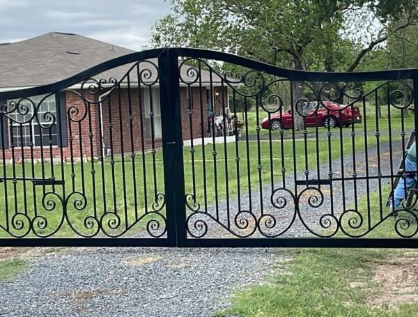 Smart Driveway Gate Solutions in Humble, TX for All Homes