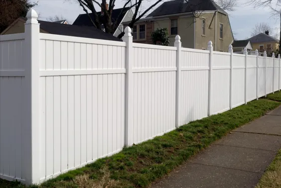 Professional Residential Fence Replacement River Oaks, Texas