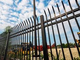Trusted Commercial Security Fence Builders Cypress, TX