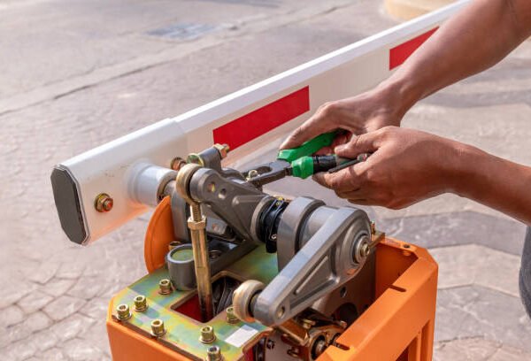 Common Mistakes to Avoid in Trusted Sliding and Swing Gate Repair in Pearland, TX