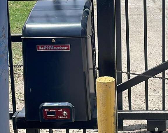 Reliable Automatic Gate Installation Near Me in River Oaks, TX