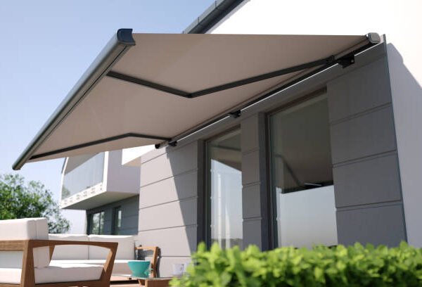 Outdoor Canopy Ideas That Stand Up to Pearland Weather